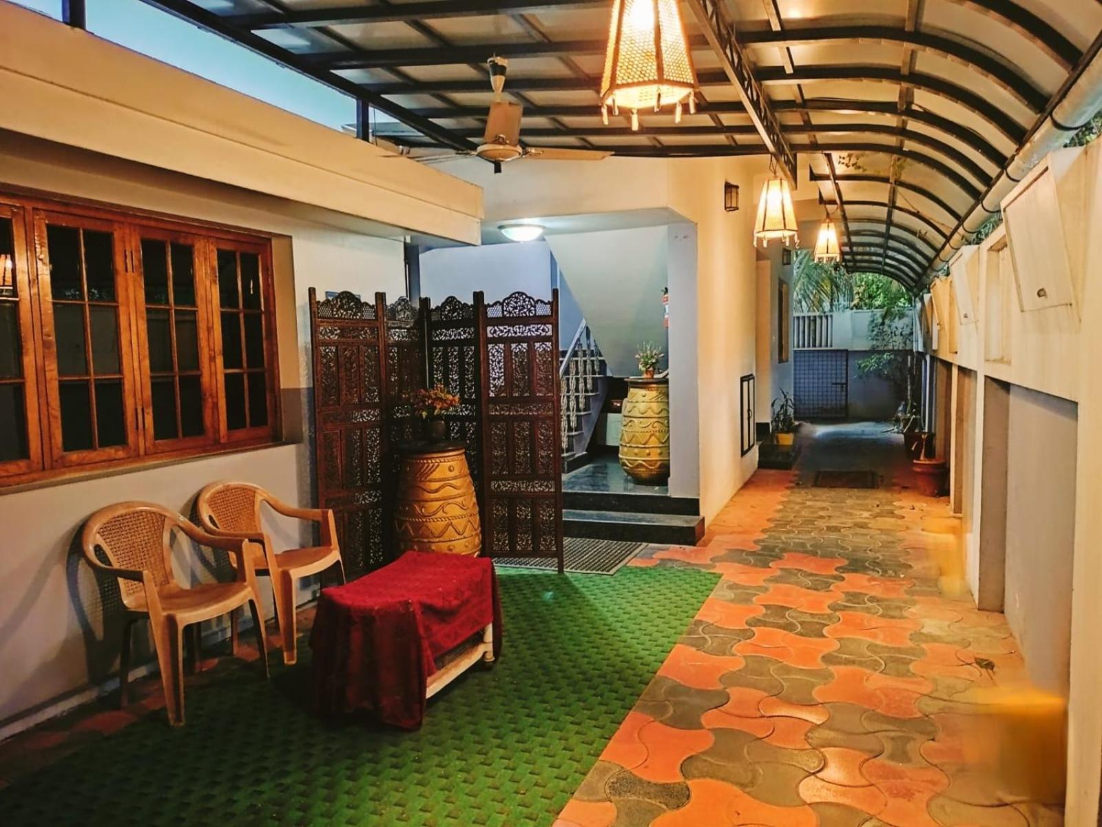 Hotel Jj Inn Kochi Exterior photo